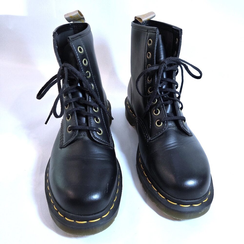NWOT Dr. Martens 14045 Unisex Vegan Leather Boots
